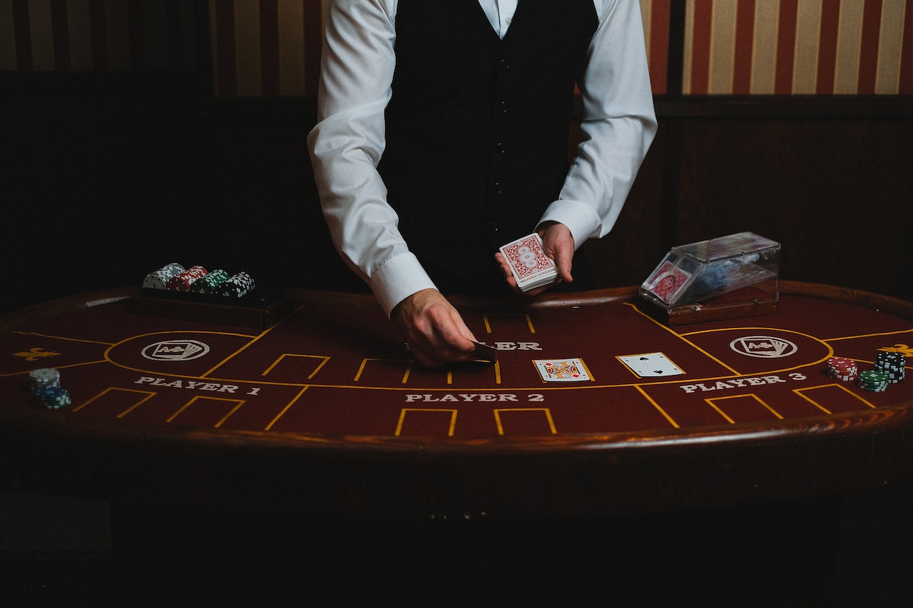 How-To-Play-High-Stakes-Poker-Win-Big-in