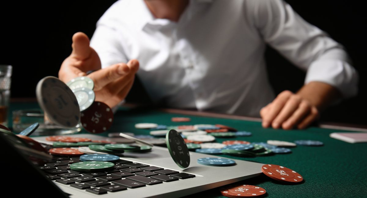 cryptocurrency online poker